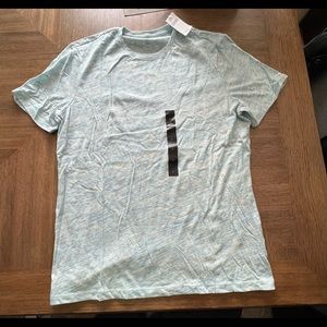 NWT Mens Banana Republic t-shirt